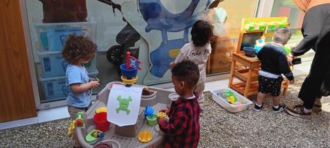 spelende kinderen